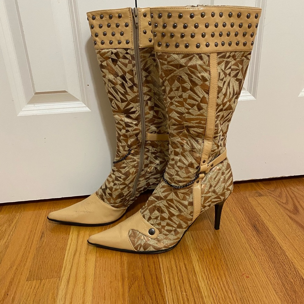 Yoki Tan and Brown Heeled Boots - Picture 3 of 13